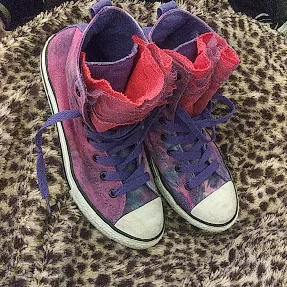 converse with ruffles